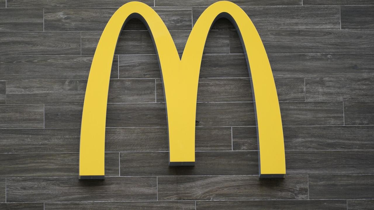McDonald Targets 9,000 Restaurants by 2027
